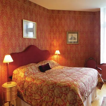 Five-bedroom Holiday La Fontaine St Martin 0 02 Hébergement de vacances *